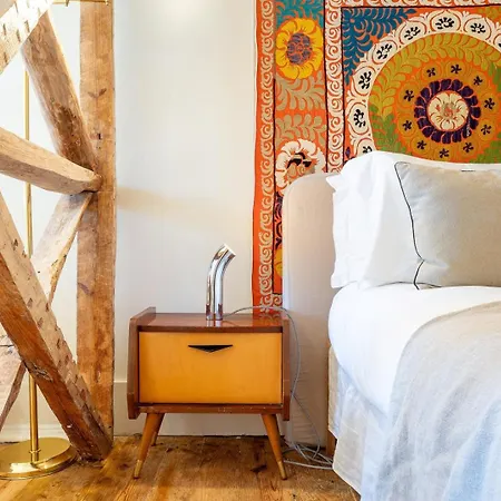 Eco Luxury Lisboa-campo De Ourique * Lisbona